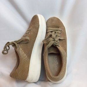 J/Slides | Platform Sneakers